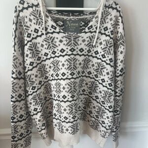 Natural Reflections Black and Cream Patterned Sweater